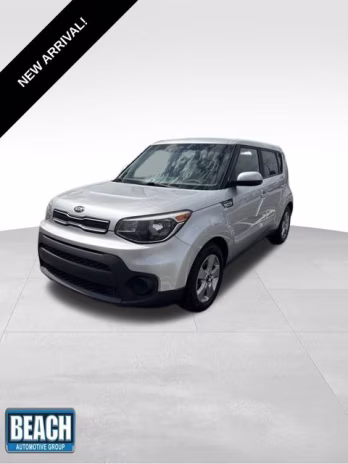 2018 Bright Silver Kia Soul Base FWD Hatchback