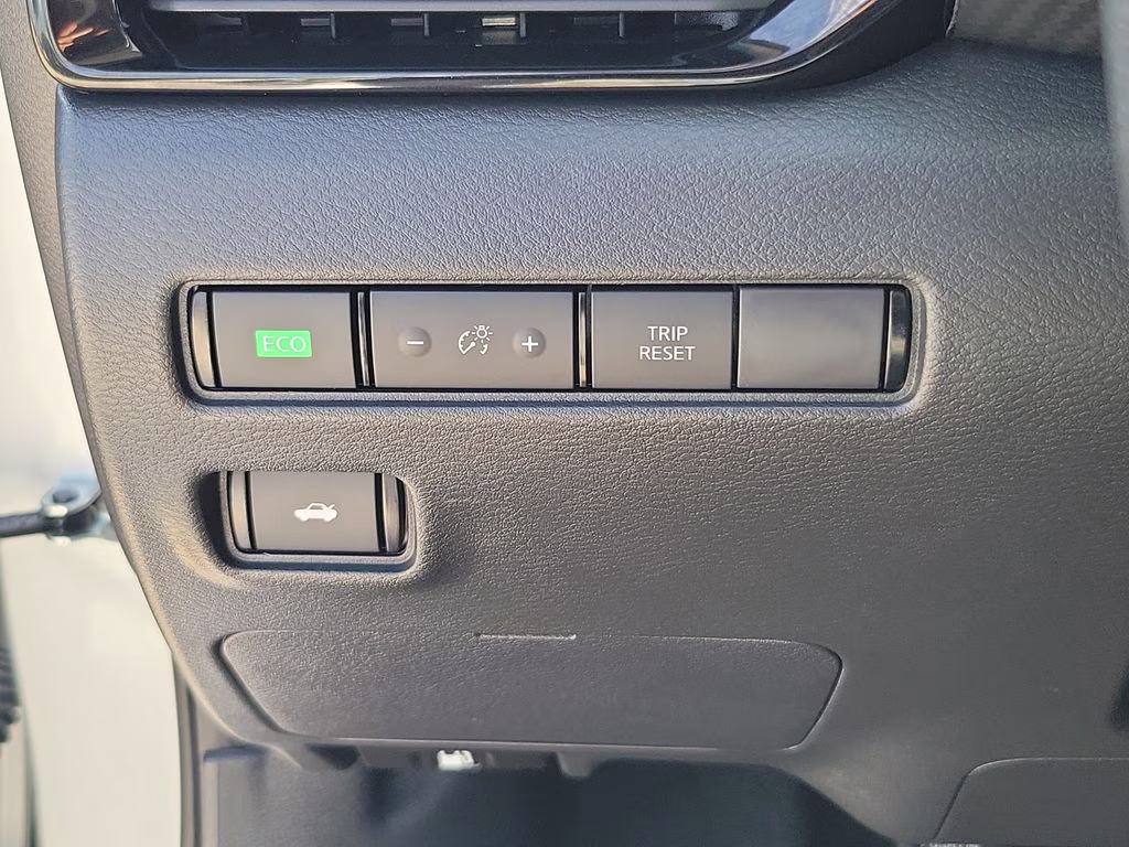 2023 Brilliant Silver Metallic Nissan Sentra SV FWD Sedan