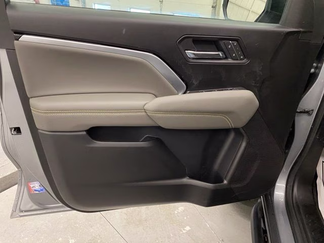 2025 Sterling Gray Metallic Chevrolet Colorado ZR2 4X4 Truck