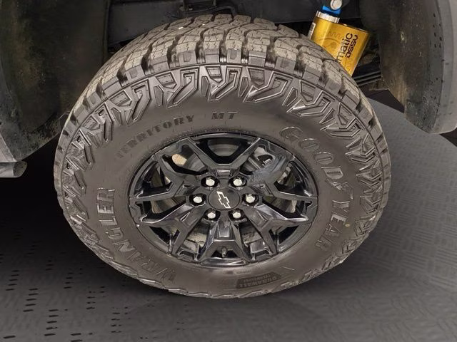 2025 Sterling Gray Metallic Chevrolet Colorado ZR2 4X4 Truck