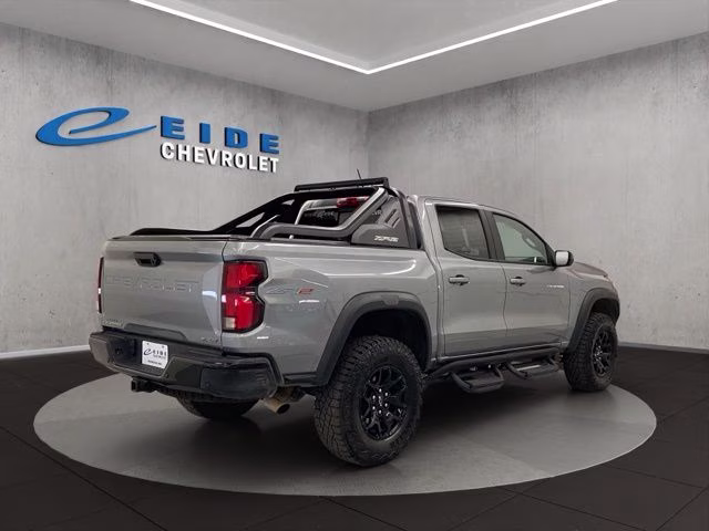 2025 Sterling Gray Metallic Chevrolet Colorado ZR2 4X4 Truck