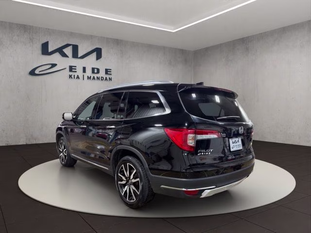 2022 Crystal Black Pearl Honda Pilot Elite AWD SUV