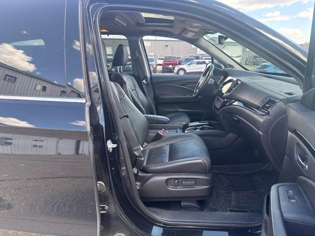 2022 Black Honda Pilot Elite AWD SUV