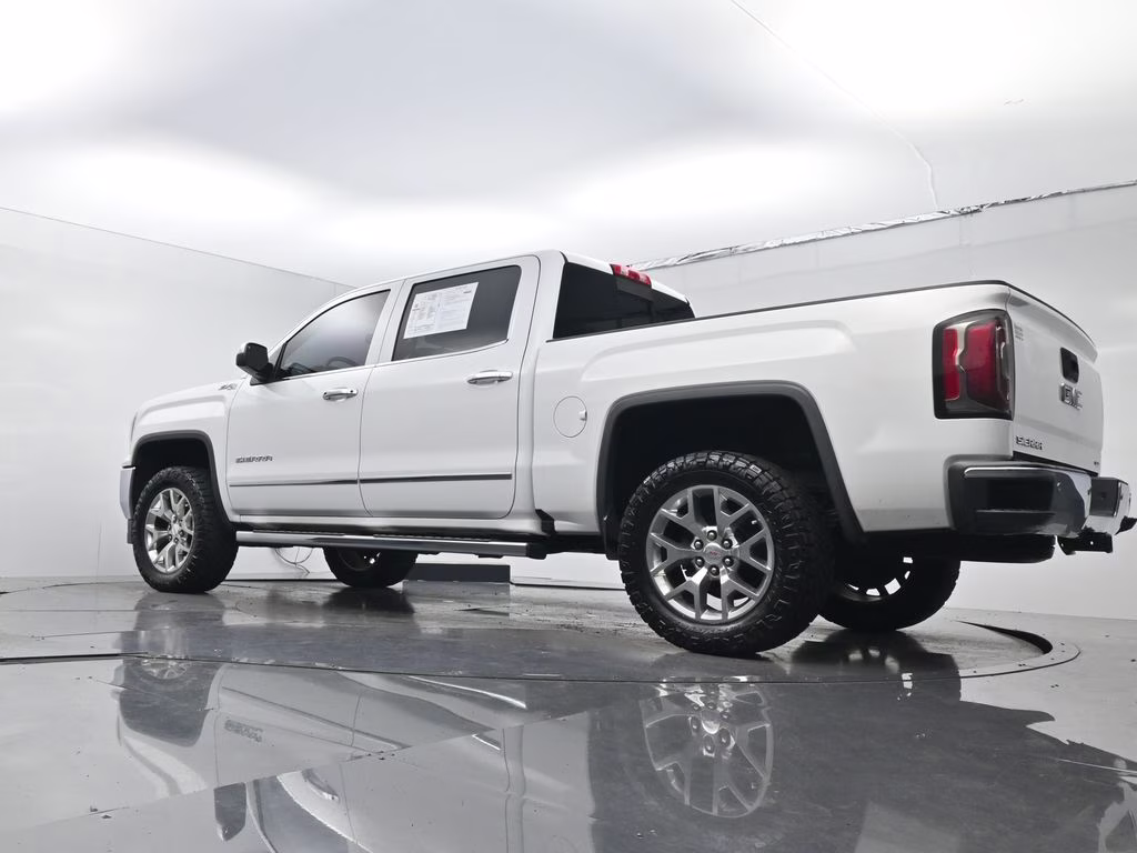 2018 Summit White GMC Sierra 1500 SLT 4X4 Truck