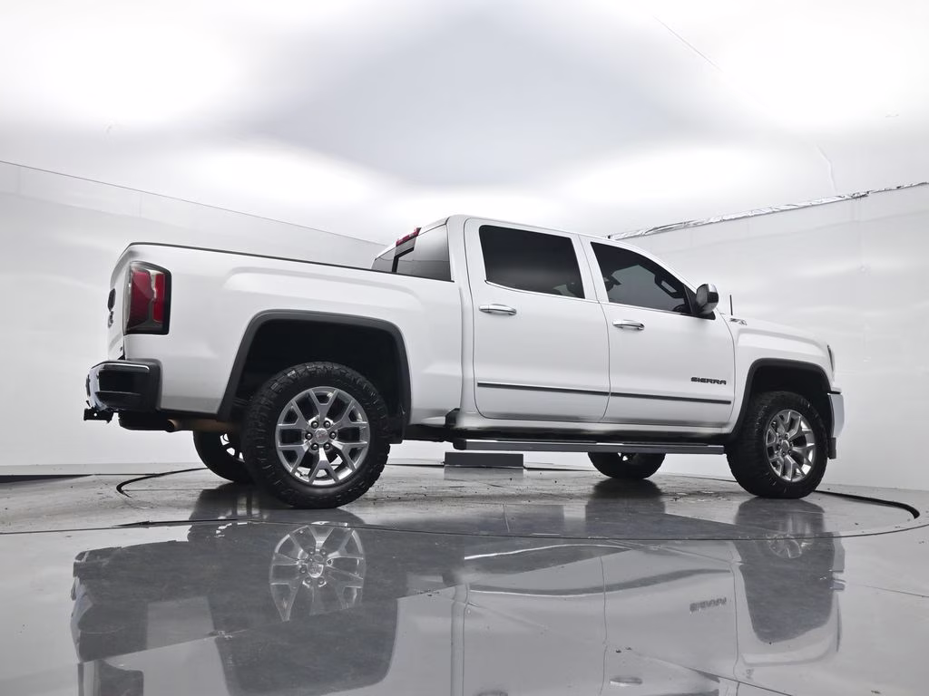 2018 Summit White GMC Sierra 1500 SLT 4X4 Truck