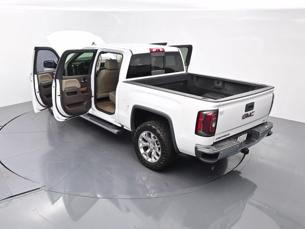 2018 Summit White GMC Sierra 1500 SLT 4X4 Truck