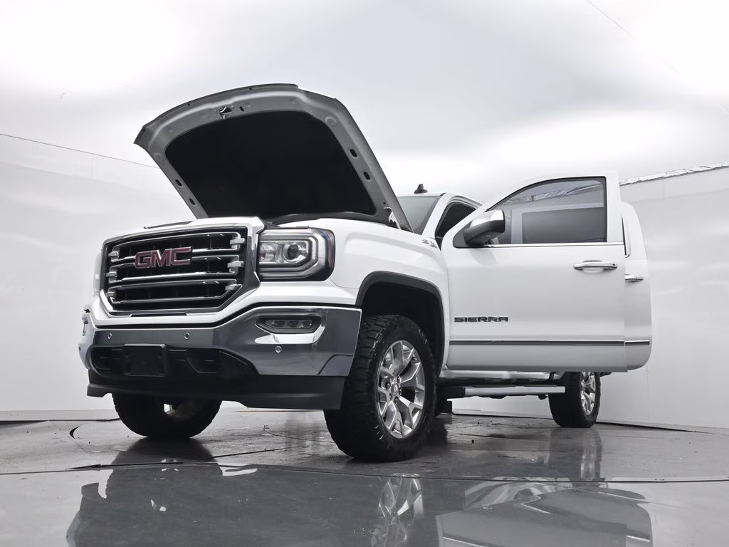 2018 Summit White GMC Sierra 1500 SLT 4X4 Truck
