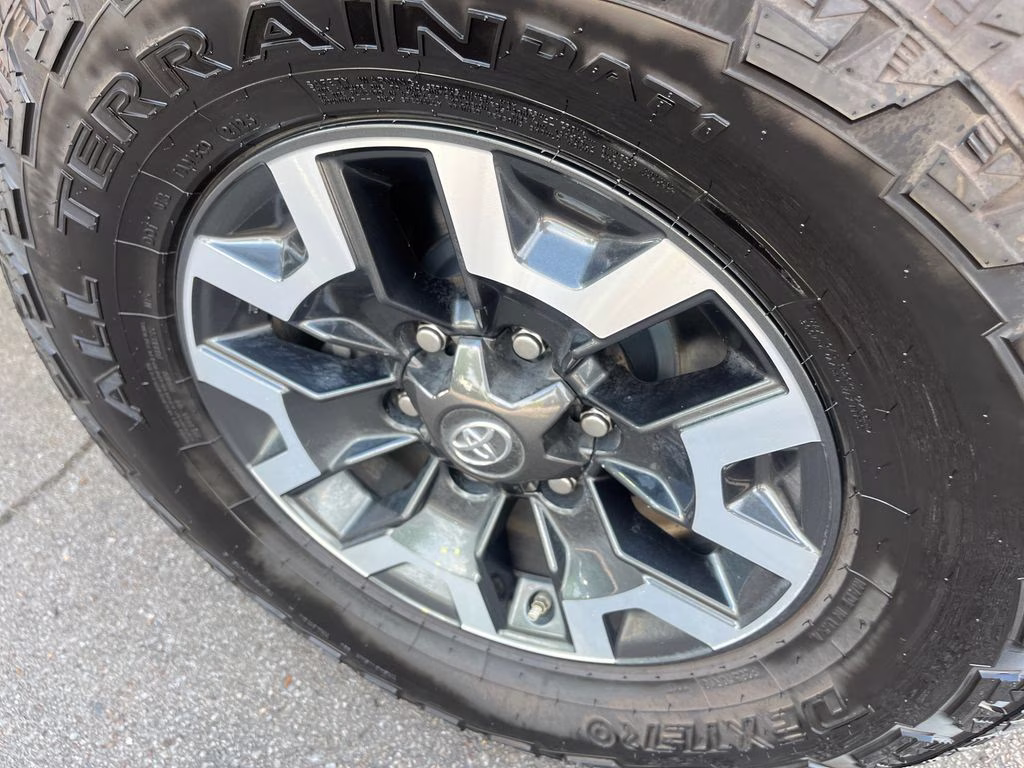2020 Silver Sky Metallic Toyota Tacoma TRD Off-Road 4X4 Truck