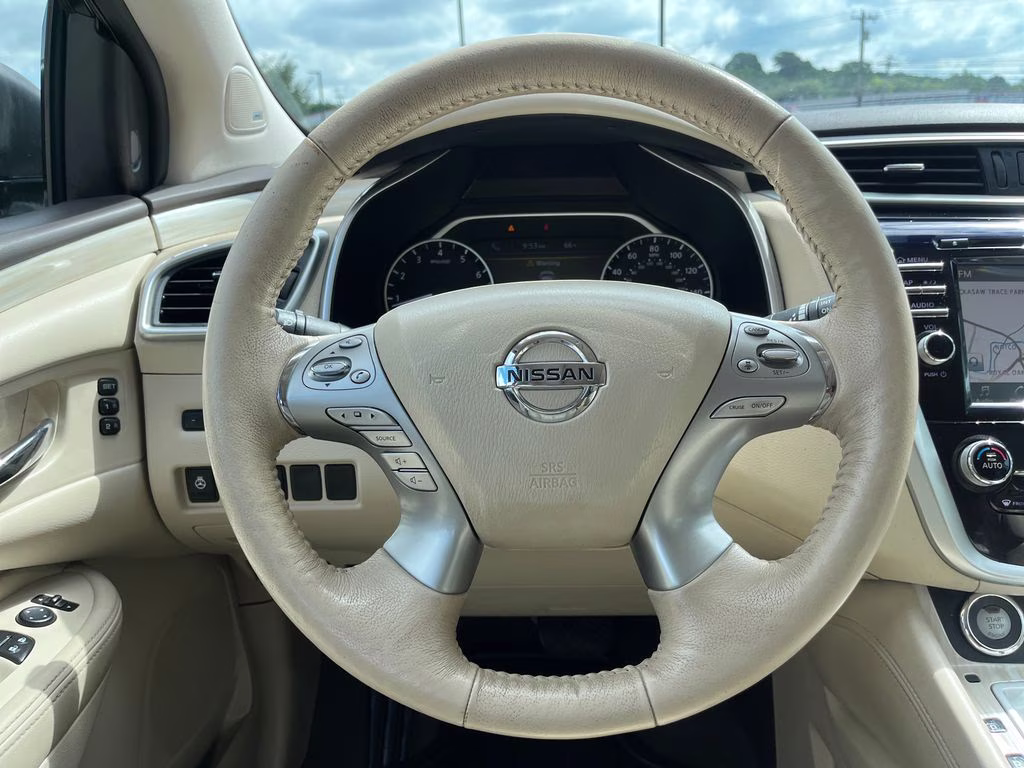 2018 Pearl White Nissan Murano Platinum FWD SUV