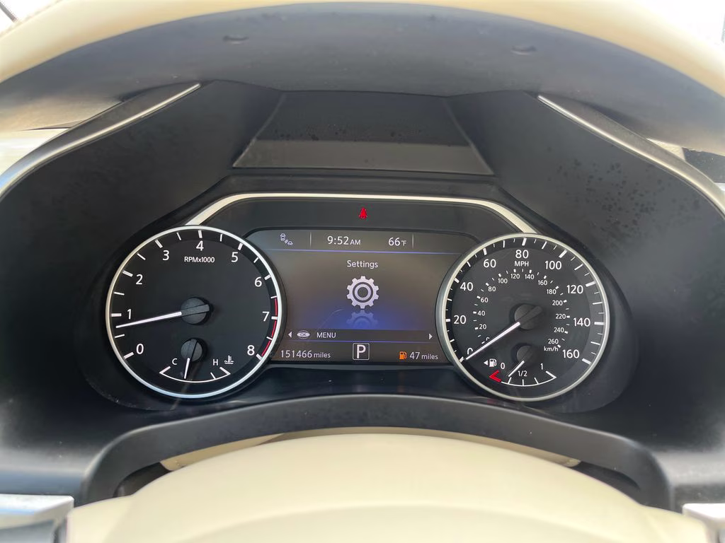 2018 Pearl White Nissan Murano Platinum FWD SUV
