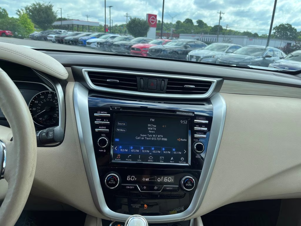 2018 Pearl White Nissan Murano Platinum FWD SUV