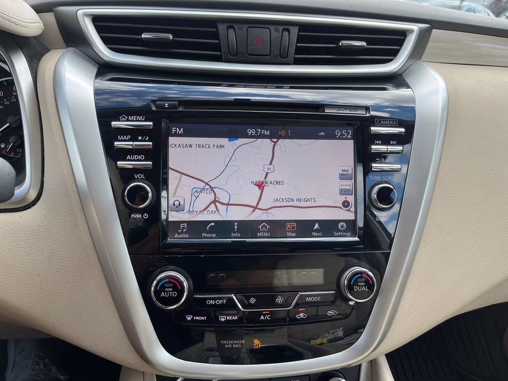 2018 Pearl White Nissan Murano Platinum FWD SUV