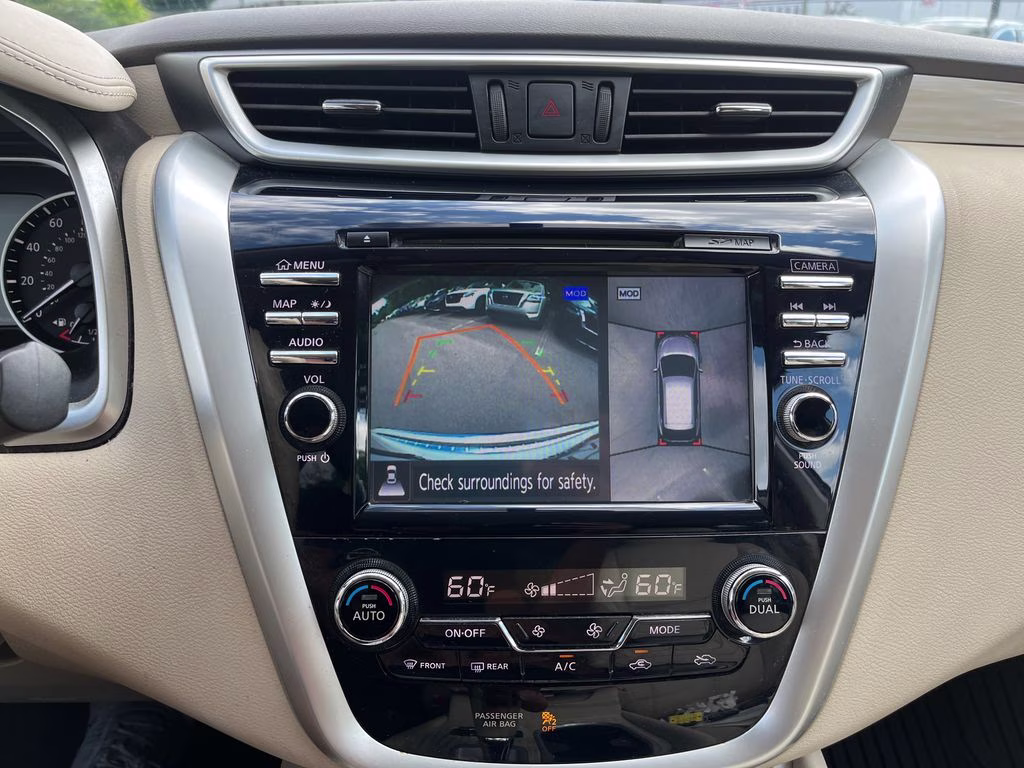 2018 Pearl White Nissan Murano Platinum FWD SUV