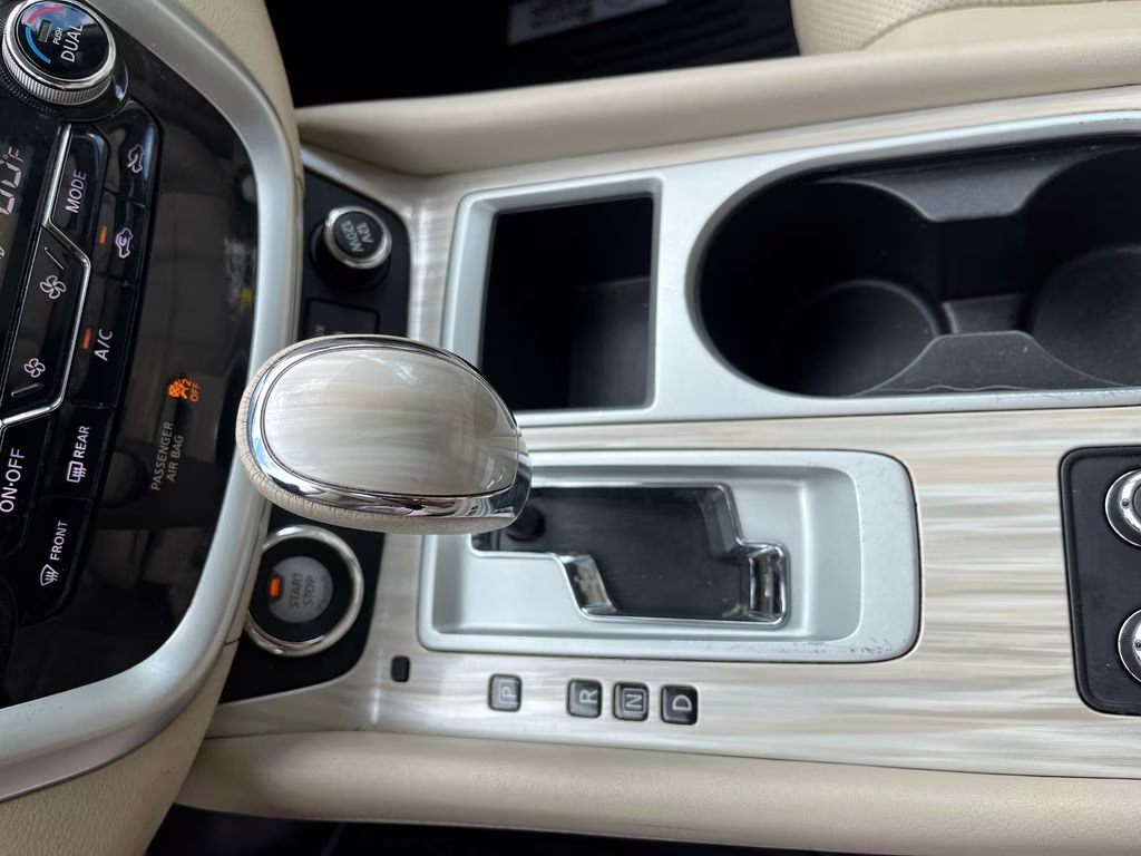 2018 Pearl White Nissan Murano Platinum FWD SUV