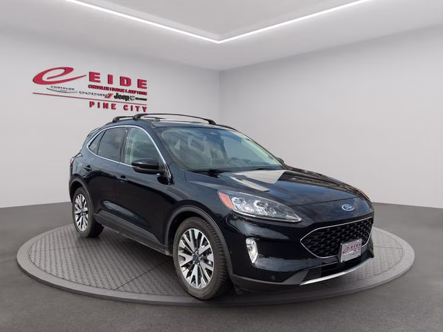 2020 Black Metallic Ford Escape Hybrid Titanium FWD SUV