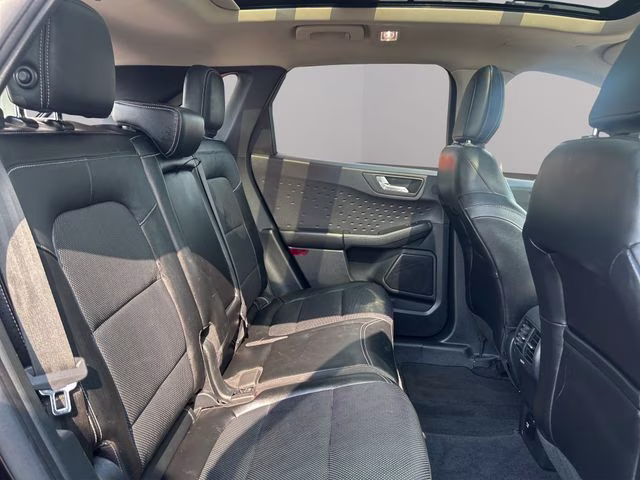2020 Black Metallic Ford Escape Hybrid Titanium FWD SUV