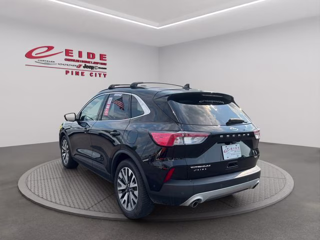 2020 Black Metallic Ford Escape Hybrid Titanium FWD SUV