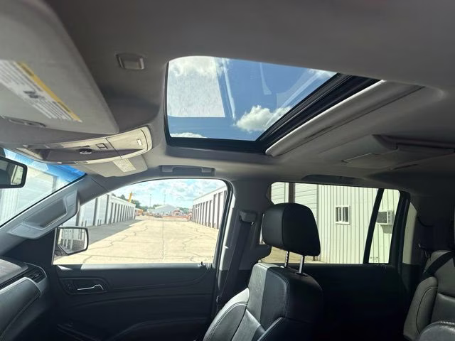 2016 Silver GMC Yukon XL SLT 4X4 SUV
