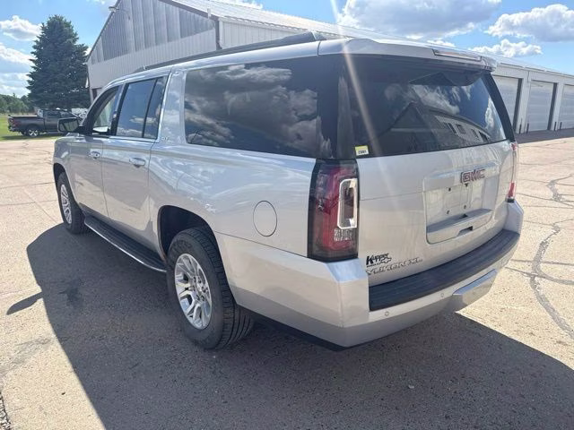 2016 Silver GMC Yukon XL SLT 4X4 SUV