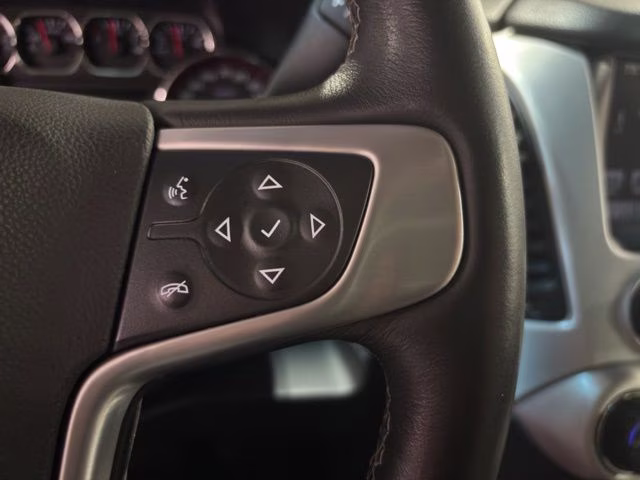 2016 Quicksilver Metallic GMC Yukon XL SLT 4X4 SUV