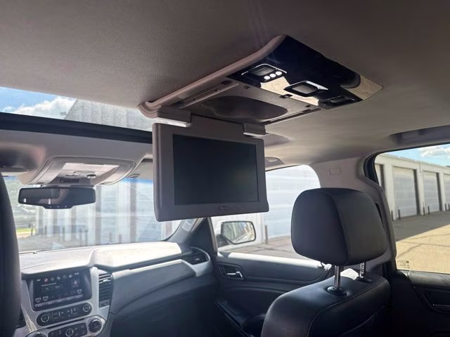 2016 Silver GMC Yukon XL SLT 4X4 SUV