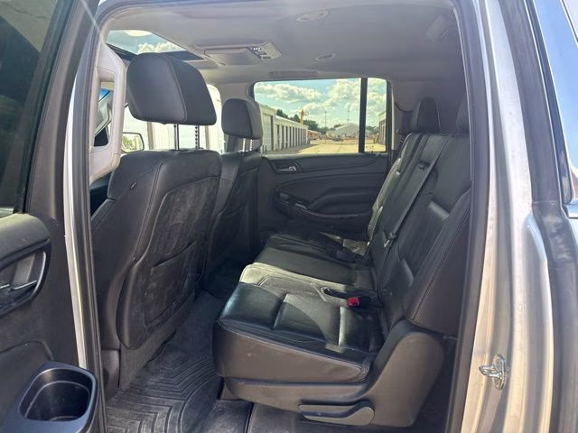 2016 Silver GMC Yukon XL SLT 4X4 SUV
