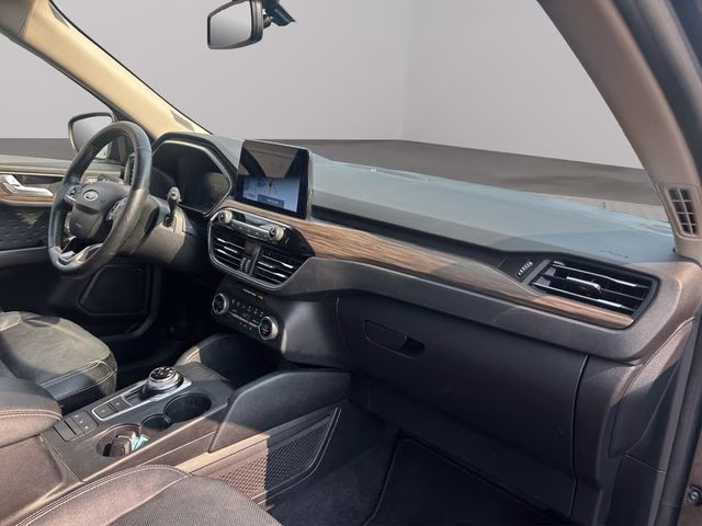 2020 Black Metallic Ford Escape Hybrid Titanium FWD SUV