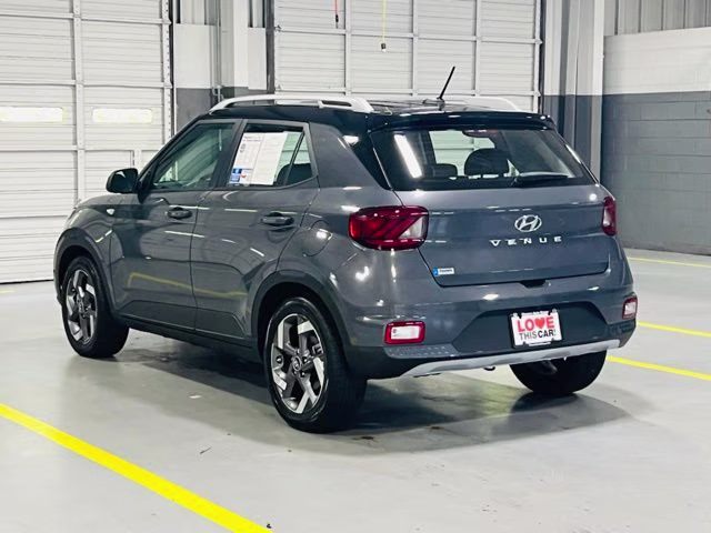 2024 Ecotronic Gray Hyundai Venue Limited FWD SUV