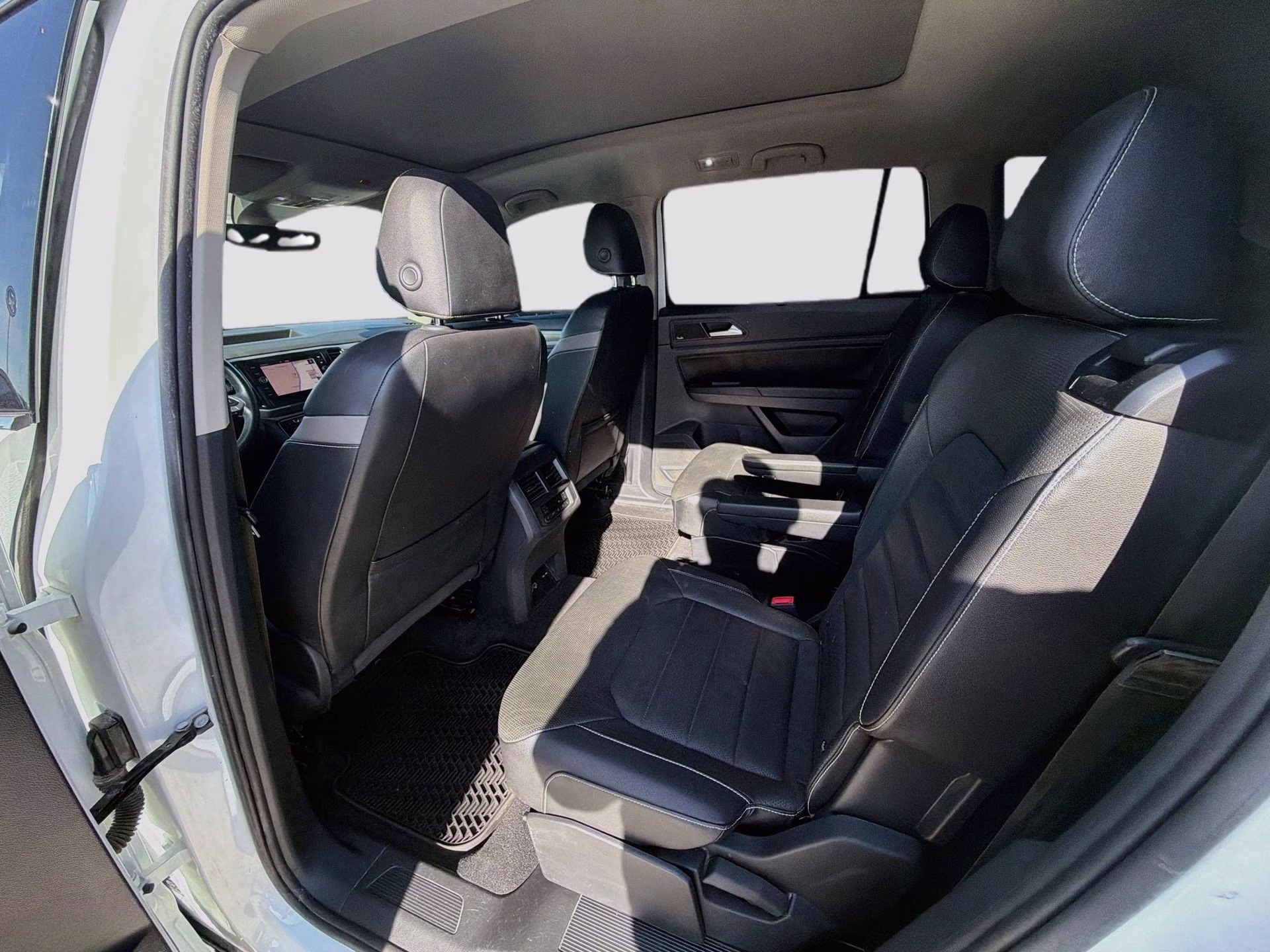 2021 Pure White Volkswagen Atlas 2.0T SEL Premium AWD SUV