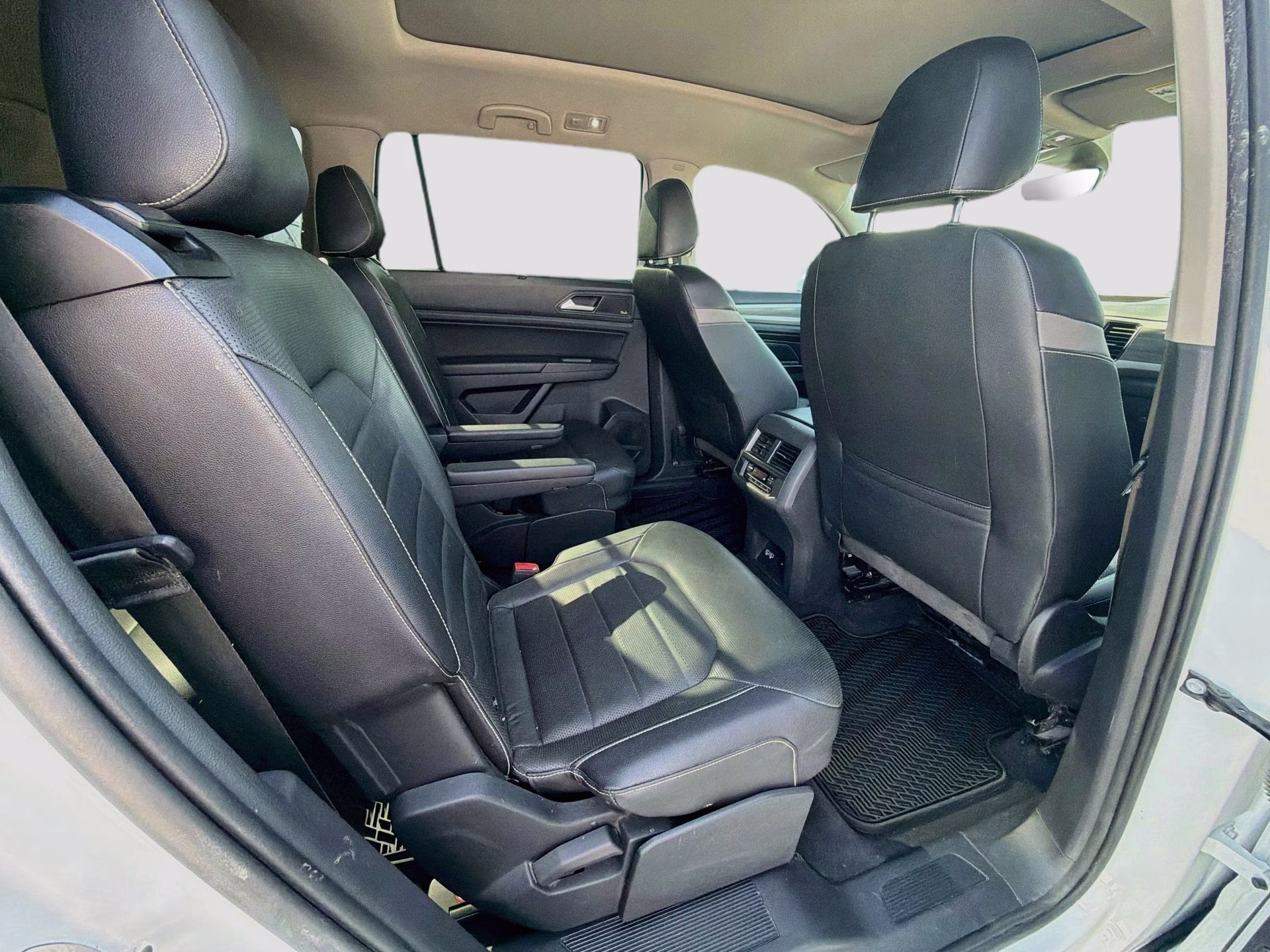 2021 Pure White Volkswagen Atlas 2.0T SEL Premium AWD SUV