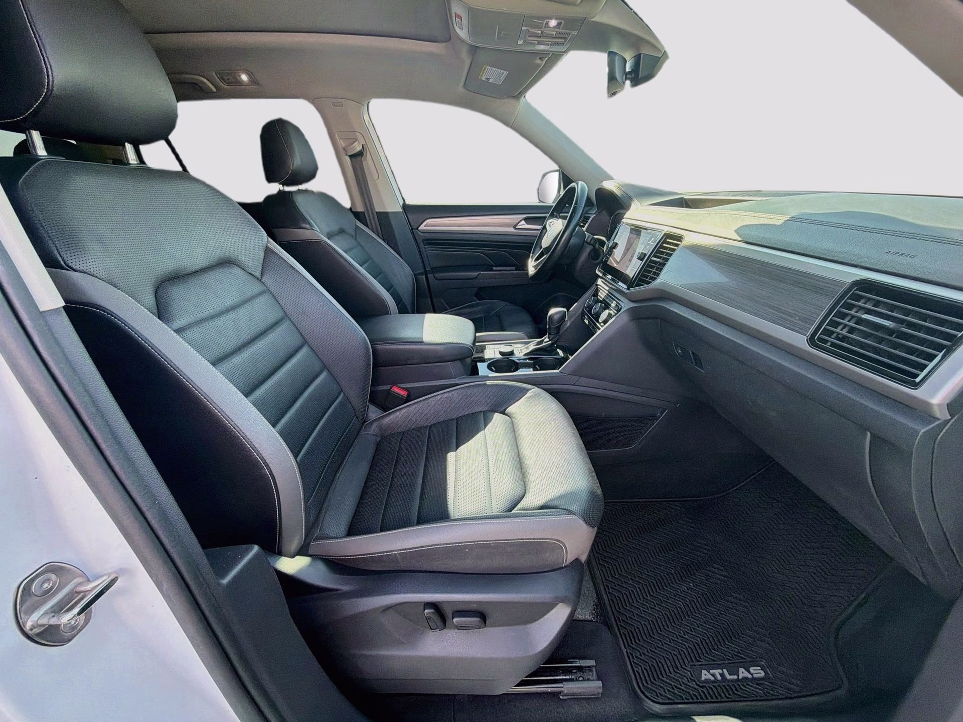 2021 Pure White Volkswagen Atlas 2.0T SEL Premium AWD SUV