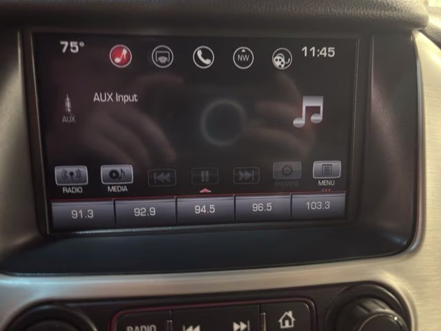 2016 Quicksilver Metallic GMC Yukon XL SLT 4X4 SUV