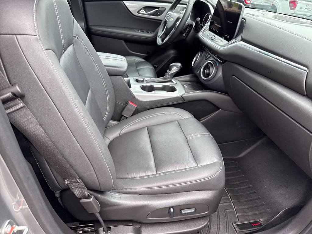 2023 Sterling Gray Metallic Chevrolet Blazer LT FWD SUV
