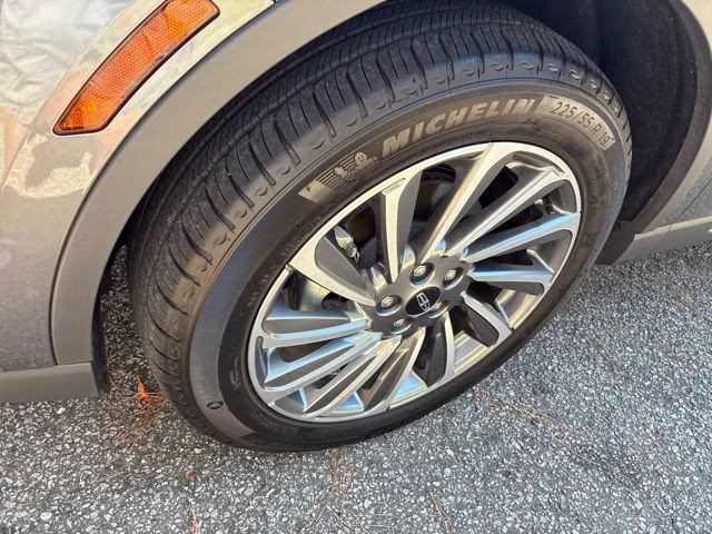 2025 Gray Metallic Lincoln Corsair Reserve AWD SUV