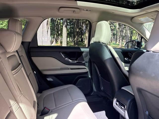 2025 Gray Metallic Lincoln Corsair Reserve AWD SUV