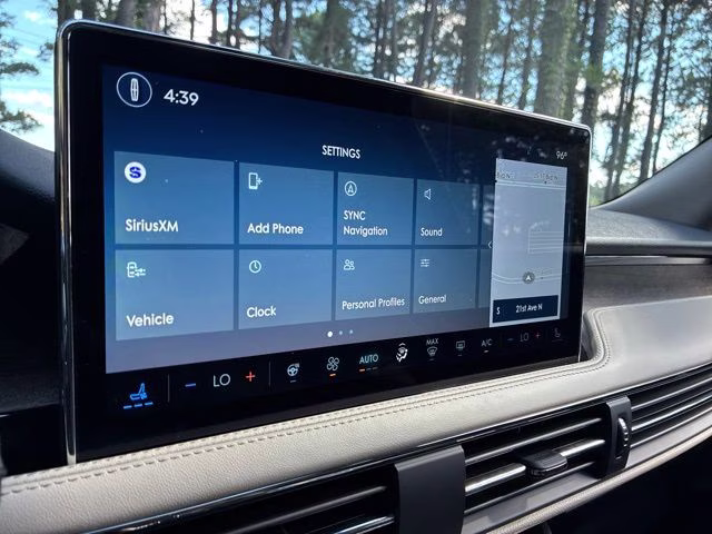 2025 Gray Metallic Lincoln Corsair Reserve AWD SUV