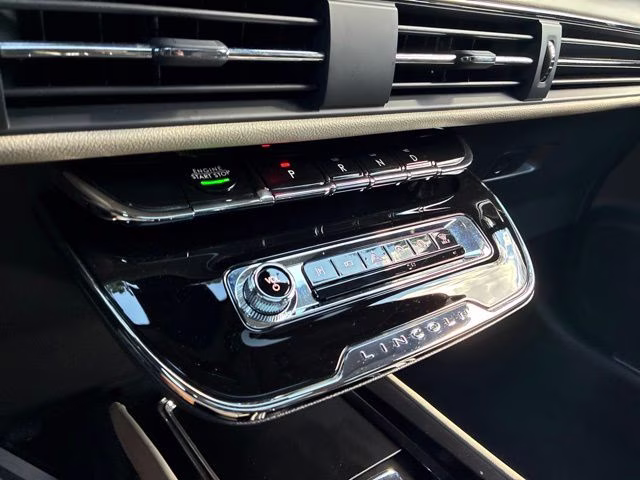 2025 Gray Metallic Lincoln Corsair Reserve AWD SUV