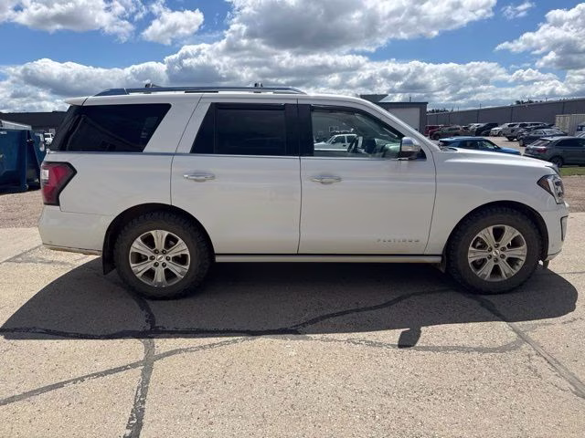 2021 White Ford Expedition Platinum 4X4 SUV
