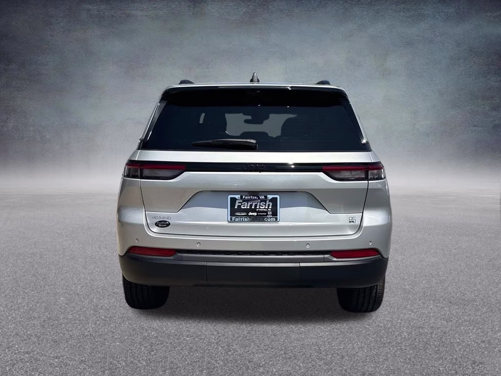 2026 Silver Zynith Jeep Grand Cherokee 85th Anniversary Edition 4X4 SUV