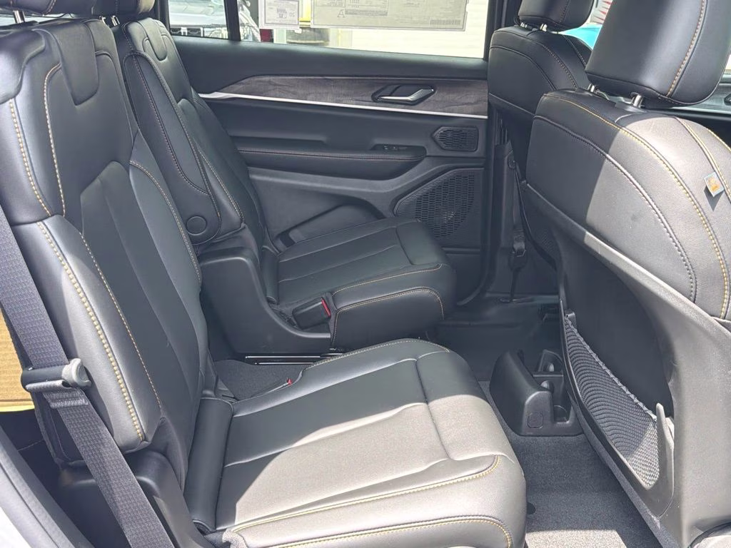 2026 Silver Zynith Jeep Grand Cherokee L Limited 4X4 SUV