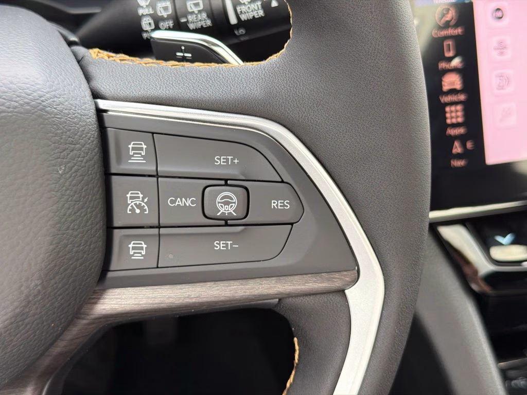 2026 Silver Zynith Jeep Grand Cherokee L Limited 4X4 SUV