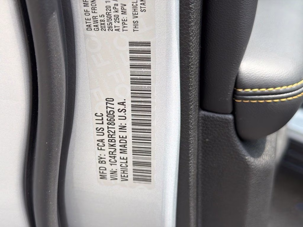 2026 Silver Zynith Jeep Grand Cherokee L Limited 4X4 SUV