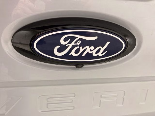 2026 Space White Metallic Ford Maverick XLT AWD Truck