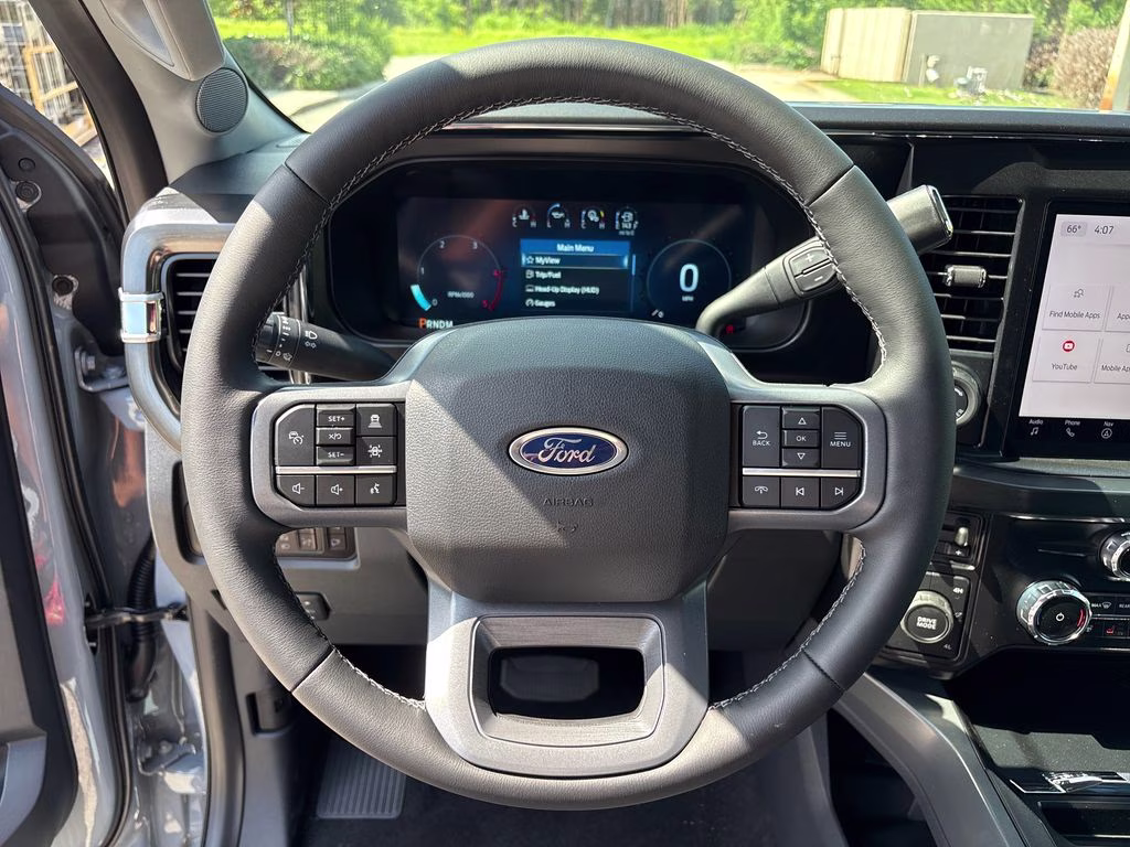 2026 Gray Metallic Ford Super Duty F-450 DRW Lariat 4X4 Truck