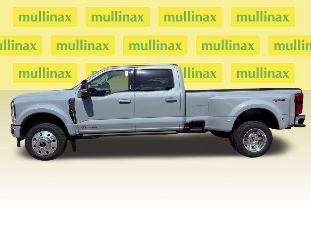 2026 Gray Metallic Ford Super Duty F-450 DRW Lariat 4X4 Truck