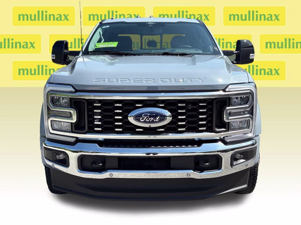 2026 Gray Metallic Ford Super Duty F-450 DRW Lariat 4X4 Truck