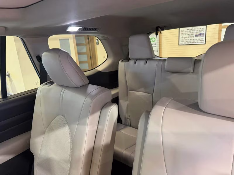 2024 Toyota Grand Highlander XLE Sport Utility 4D AWD