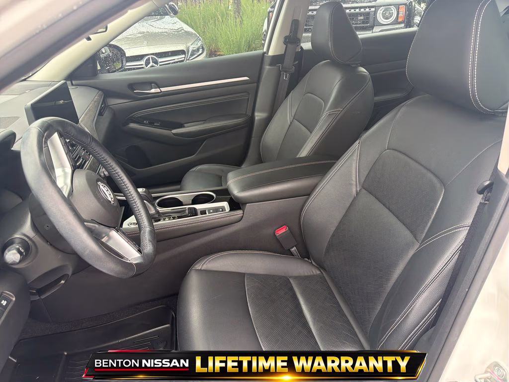 2023 Pearl White Tricoat Nissan Altima 2.5 SL AWD Sedan