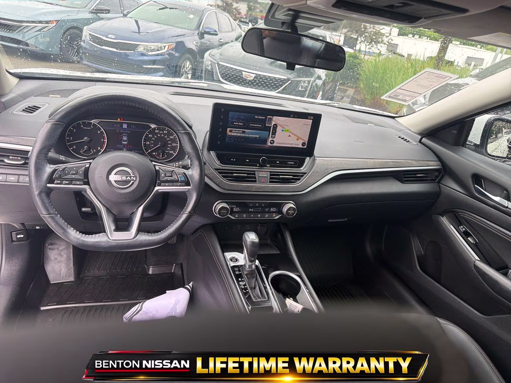 2023 Pearl White Tricoat Nissan Altima 2.5 SL AWD Sedan