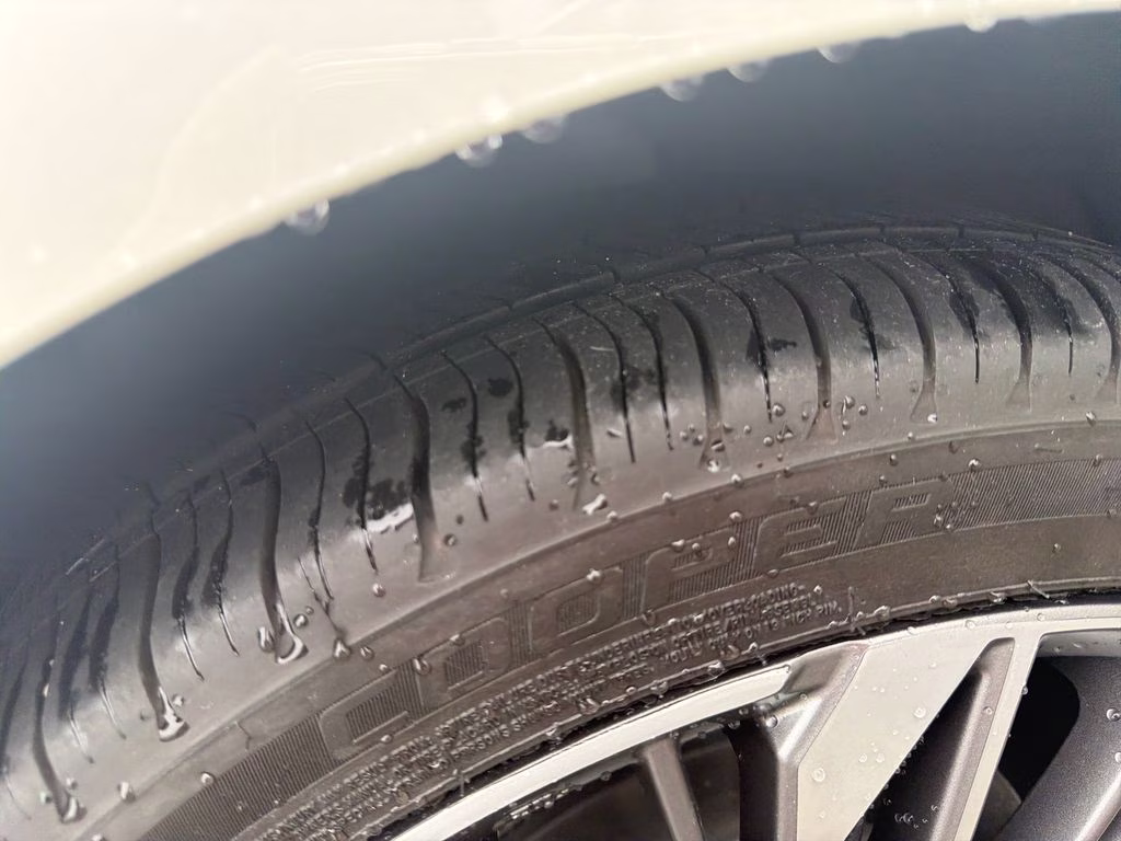 2023 Pearl White Tricoat Nissan Altima 2.5 SL AWD Sedan